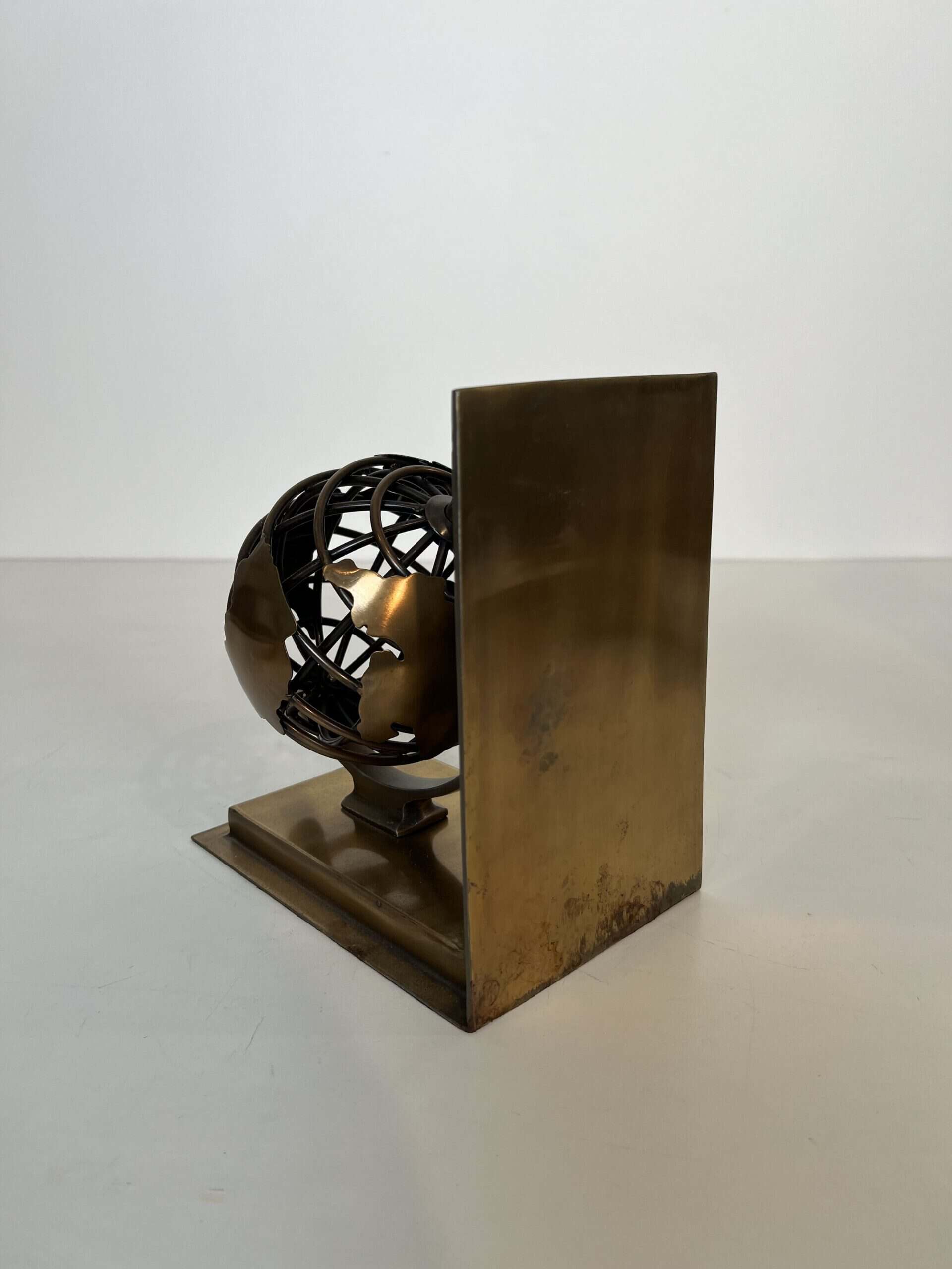 Patinated Brass Globe Bookends - Single View Three - Styylish
