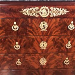 Exceptional French Empire Mahogany Commode with Extensive Gilt-Bronze Mounts, circa 1810 - Image 8