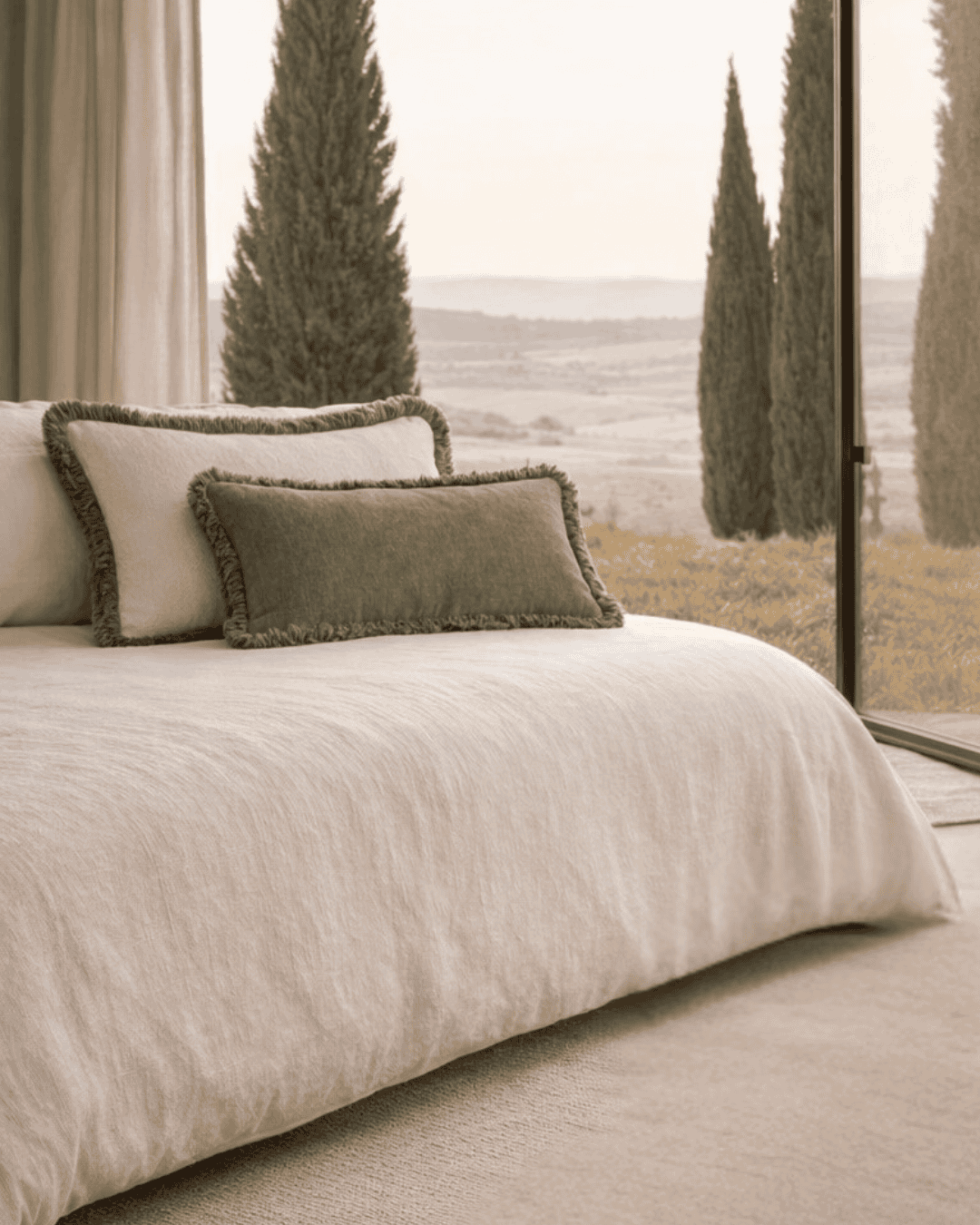 Velvet Fifty Cushion With Fringes Green, Made In Italy - Image 3
