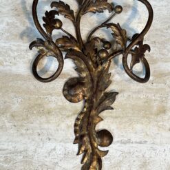 Pair of Italian Gilt Tole Acanthus Leaf Wall Sconces - Detail Five - Styylish