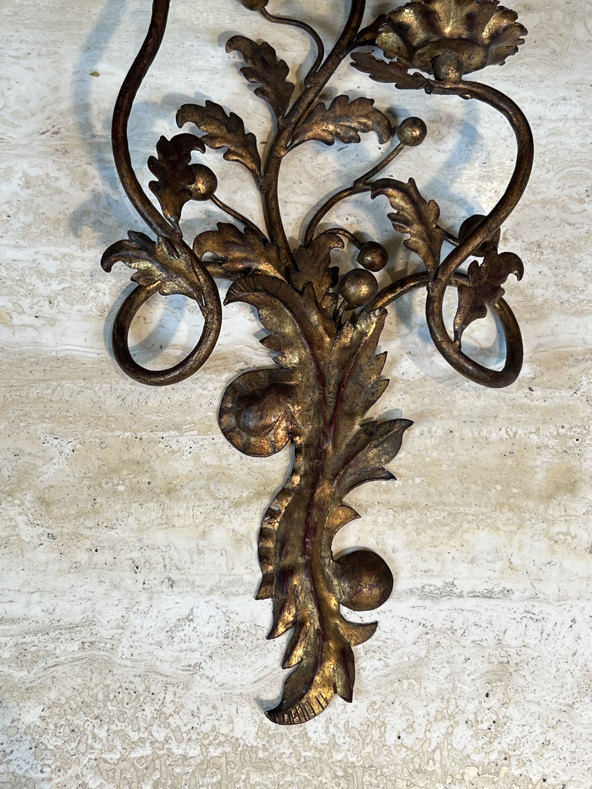 Pair of Italian Gilt Tole Acanthus Leaf Wall Sconces - Detail Five - Styylish