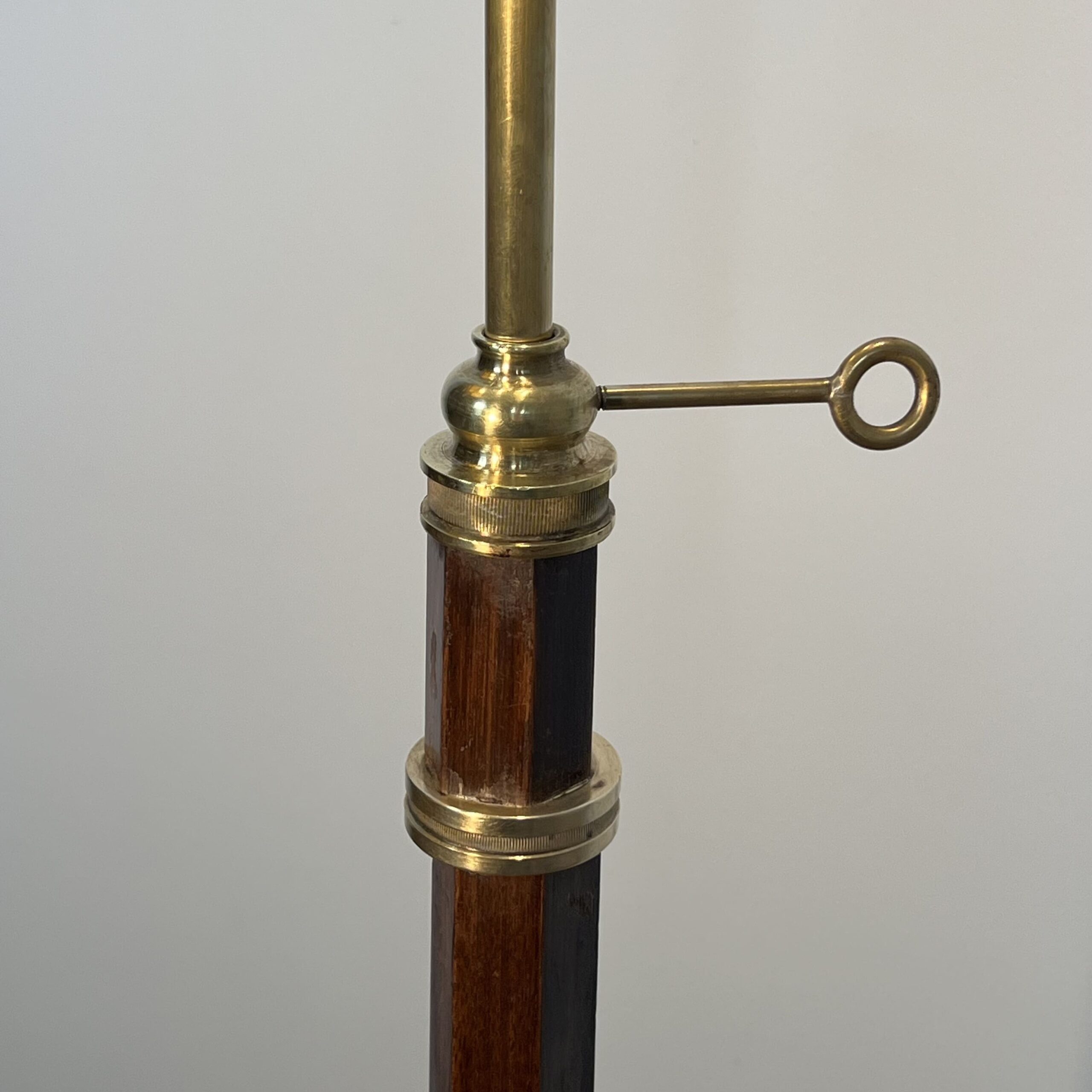 Maison Baguès Style Mahogany and Gilt Brass Floor Reading Lamp - Detail Four - Styylish