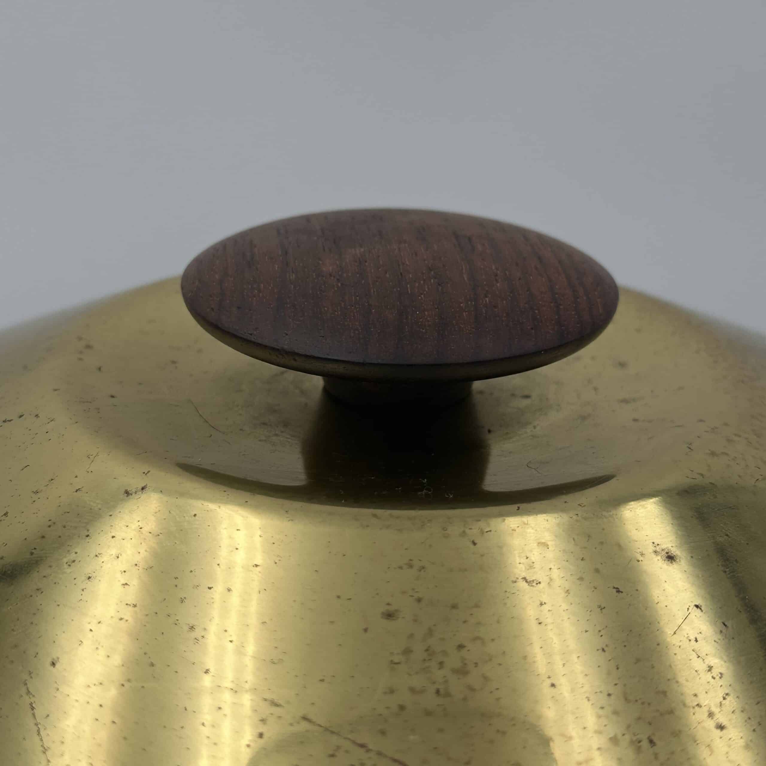 Italian 1960s Green Leather and Brass Ice Bucket - Detail One - Styylish