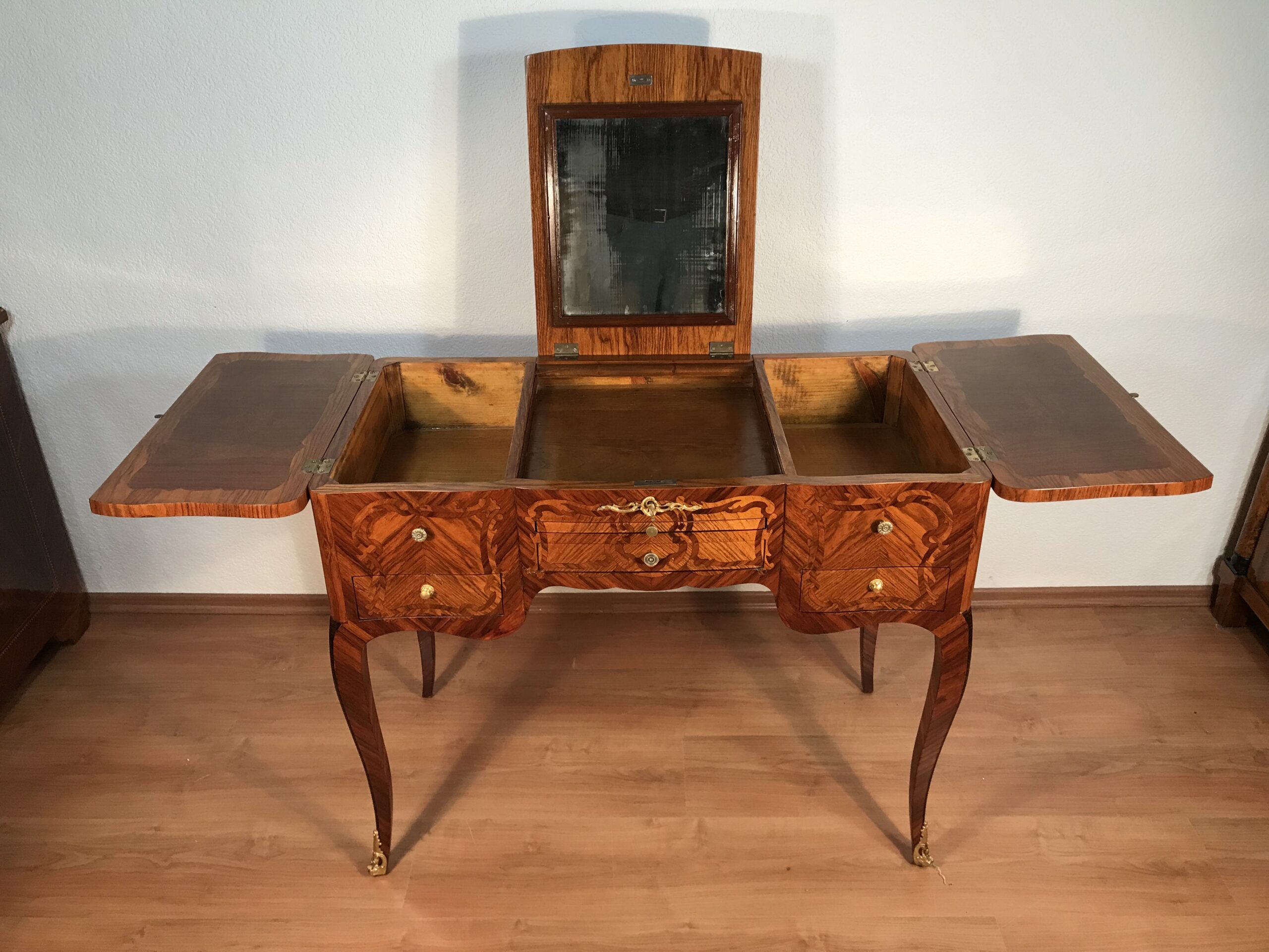 Antique Louis XV Marquetry Dressing Table with Mirror - Image 5
