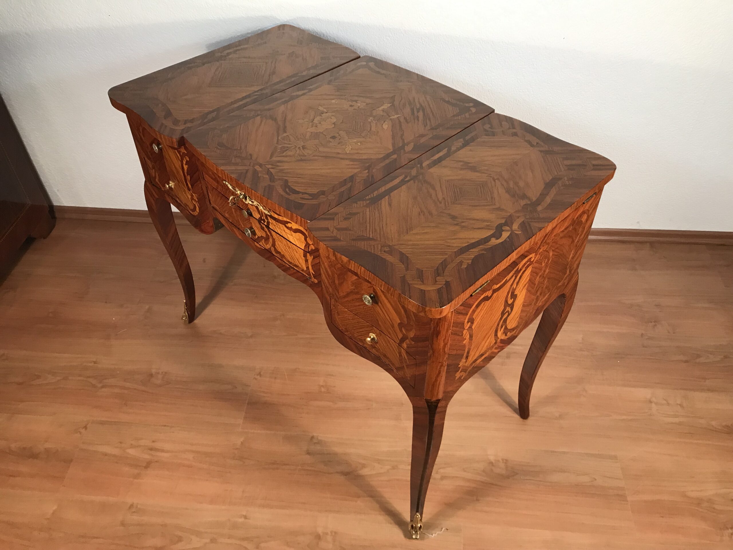 Antique Louis XV Marquetry Dressing Table with Mirror - Image 10