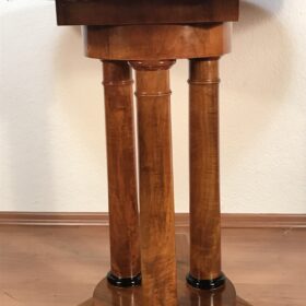 Biedermeier Walnut Table, Germany 1820