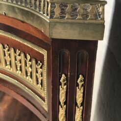 French Louis XVI Style Mahogany Étagère with Marble Top and Gilt-Bronze Mounts - Image 6